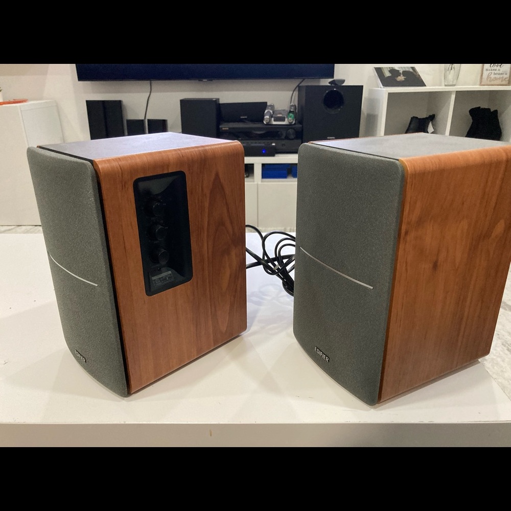 Edifier Speaker Bluetooth